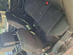 Volkswagen Passat b8 Aer condiționat pe 3 zone,Pilot automat ,Senzori parcare,