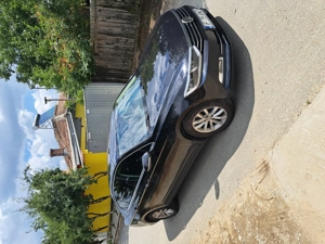 Volkswagen Passat b8 Aer condiționat pe 3 zone,Pilot automat ,Senzori parcare, - imagine 4