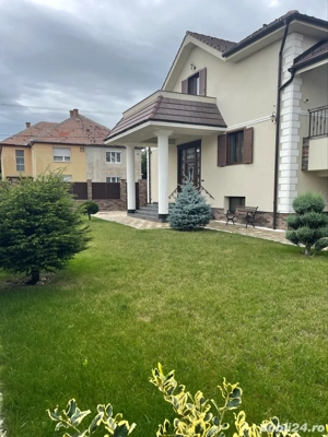  Vilă de lux   750 mp teren | 360 mp construiți | Apartament independent - imagine 3