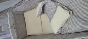 Vand pătuț de bebe