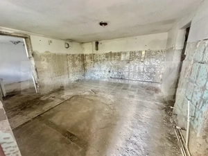 Casa de vanzare, 5 camere, teren 672 mp, Cugir - imagine 11