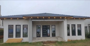 Casa individuala - zona excelenta - asfalt -iluminat - toate utilitatile