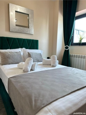 închiriez apartament 