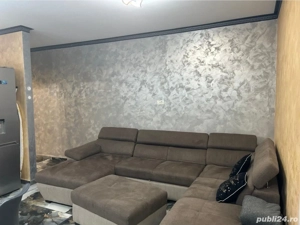 închiriez apartament 