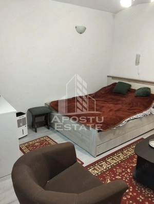 Garsoniera la curte comuna in zona Complexului, centrala termica