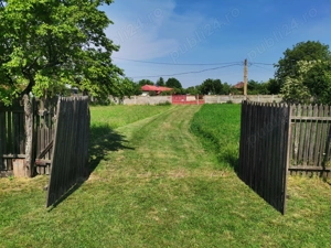 Teren cu casa de vanzare