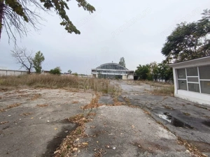 SPATIU INDUSTRIAL//TEREN 71.000 MP// ZONA DE NORD - imagine 3