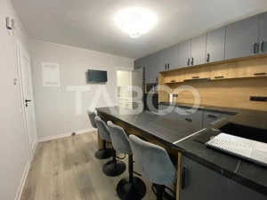 Casa tip duplex complet utilata si mobilata cu loc de parcare  - imagine 3