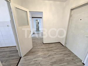 Apartament decomandat de vanzare cu 3 camere balcon zona Mihai Viteazu - imagine 19