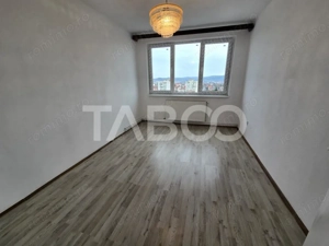 Apartament decomandat de vanzare cu 3 camere balcon zona Mihai Viteazu - imagine 5