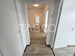 Apartament decomandat de vanzare cu 3 camere balcon zona Mihai Viteazu - imagine 9