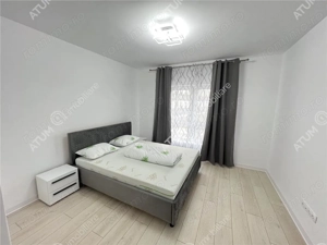 Apartament 3 camere 2 gradini balcon si loc parcare zona Doamna Stanca - imagine 3