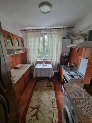 Apartament 2 camere decomandate, 52mp, etaj 1/2, in Filiasi, centru - imagine 5 Apartament 2 camere decomandate, 52mp, etaj 1/2, in Filiasi, centru - imagine 5