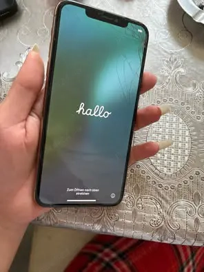 iPhone 11 PRO MAX  - imagine 4