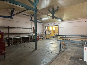 Cladire functiune mixta - Hala prod.+locuinta,400 mp.teren,zona Tunari - imagine 8