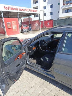 Mercedes-Benz E200 - imagine 6 Mercedes-Benz E200 - imagine 6