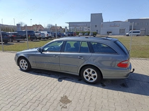 Mercedes-Benz E200 - imagine 10 Mercedes-Benz E200 - imagine 10