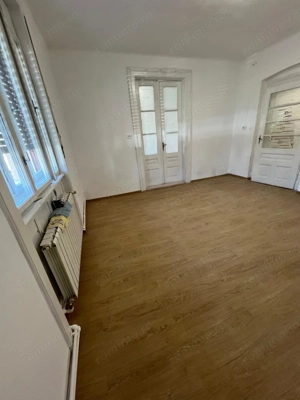 Casa Turist cu acces auto teren 650 mp - imagine 4