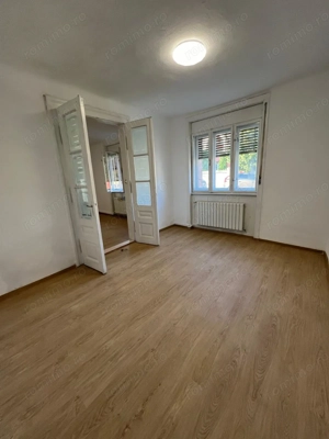 Casa Turist cu acces auto teren 650 mp - imagine 8