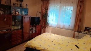 Garsoniera decomandata, etaj intermediar zona Astra