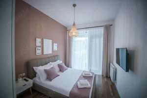 Vand apartament 2 camere Mamaia Nord cu loc de parcare inclus