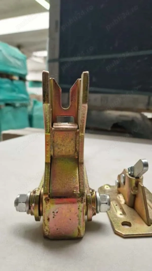 Blocatori-chei panou cofrage tip doka