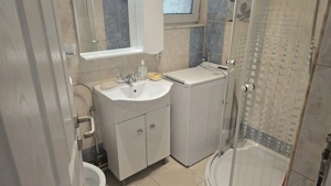 Inchiriez apartament in casa si curte in Deva, situat la etajul 1, zona Ceangai, constructie din BCA - imagine 6