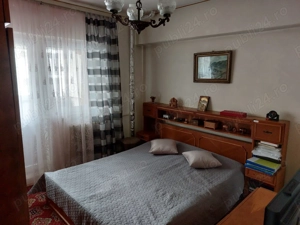 Apartament trei camere decomandat Calea Bucuresti