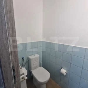Apartament cu 3 camere, 76 mp, decomandat, loc de parcare - Tractorul - imagine 10