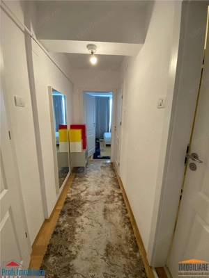 Inchiriez Apartament 3 camere  Bulevardul Revolutiei - imagine 13