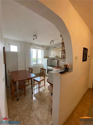 Inchiriez Apartament 3 camere  Bulevardul Revolutiei - imagine 16