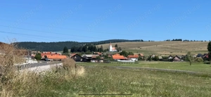 Teren intravilan de vânzare în Leliceni, pe dealul Hovaș.