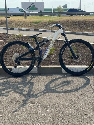 Bicicleta CANYON din 2024