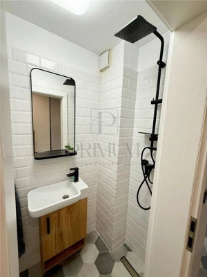 SOARELUI - 3 Camere - 2 Bai - 2 Balcoane - Renovat LUX - ETAJ INTERMEDIAR - imagine 17