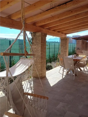 Casa de 4 camere , zona Tractorul - imagine 3