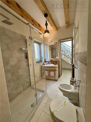 Casa de 4 camere , zona Tractorul - imagine 12