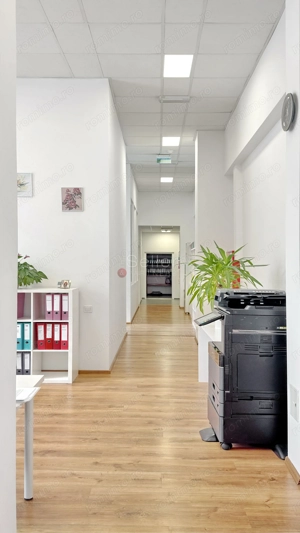 Pozitionare centrala - imagine 6 Pozitionare centrala - imagine 6