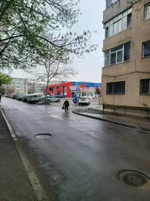 Vand spatiu comercial  apart locuit  Casa de cultura - imagine 10