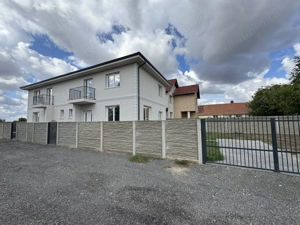 1\2 Duplex Utvin P+E,4Camere,2 Bai,Toate Utilitatile - imagine 3