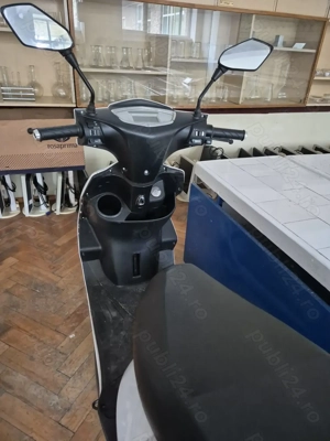 Vând scuter electric marca KUBA GTS - imagine 2