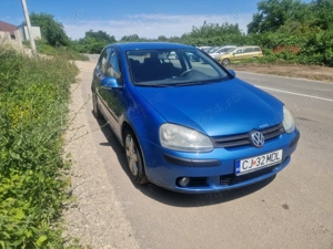Vând golf 5