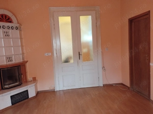 Apartament la casă de vânzare  - imagine 5