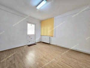 Imobil amplasat pe Bd. George Coșbuc, ideal pentru locuință sau activități comerciale. - imagine 4