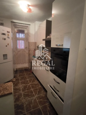 Apartament 3 camere de vânzare – Zona Micro 4 (lângă Supeco) - imagine 2