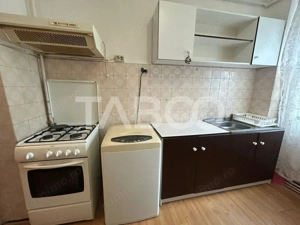 Apartament 3 camere cu balcon si pivnita in zona Mihai Viteazu - imagine 7
