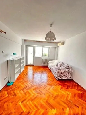 Garsonieră spațioasă, open space, balcon mare, Dorobanți – 3 min ASE - imagine 9