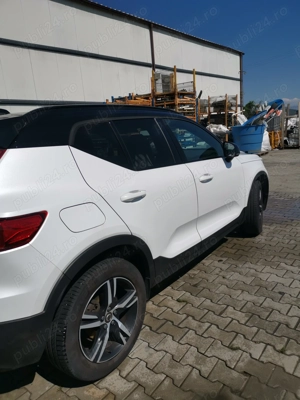 Volvo xc 40 D3 R design - imagine 6