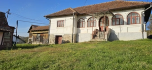 Vând Casa cu teren