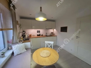 Casa spatioasa cu 5 camere decomandate si gradina in Veterani Sibiu - imagine 7