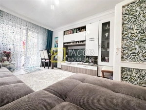 Apartament decomandat, 2 camere – Cornisa Bistritei